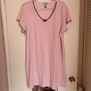 Nine & Co. Pink Polka Dot Nightgown with Black Trim